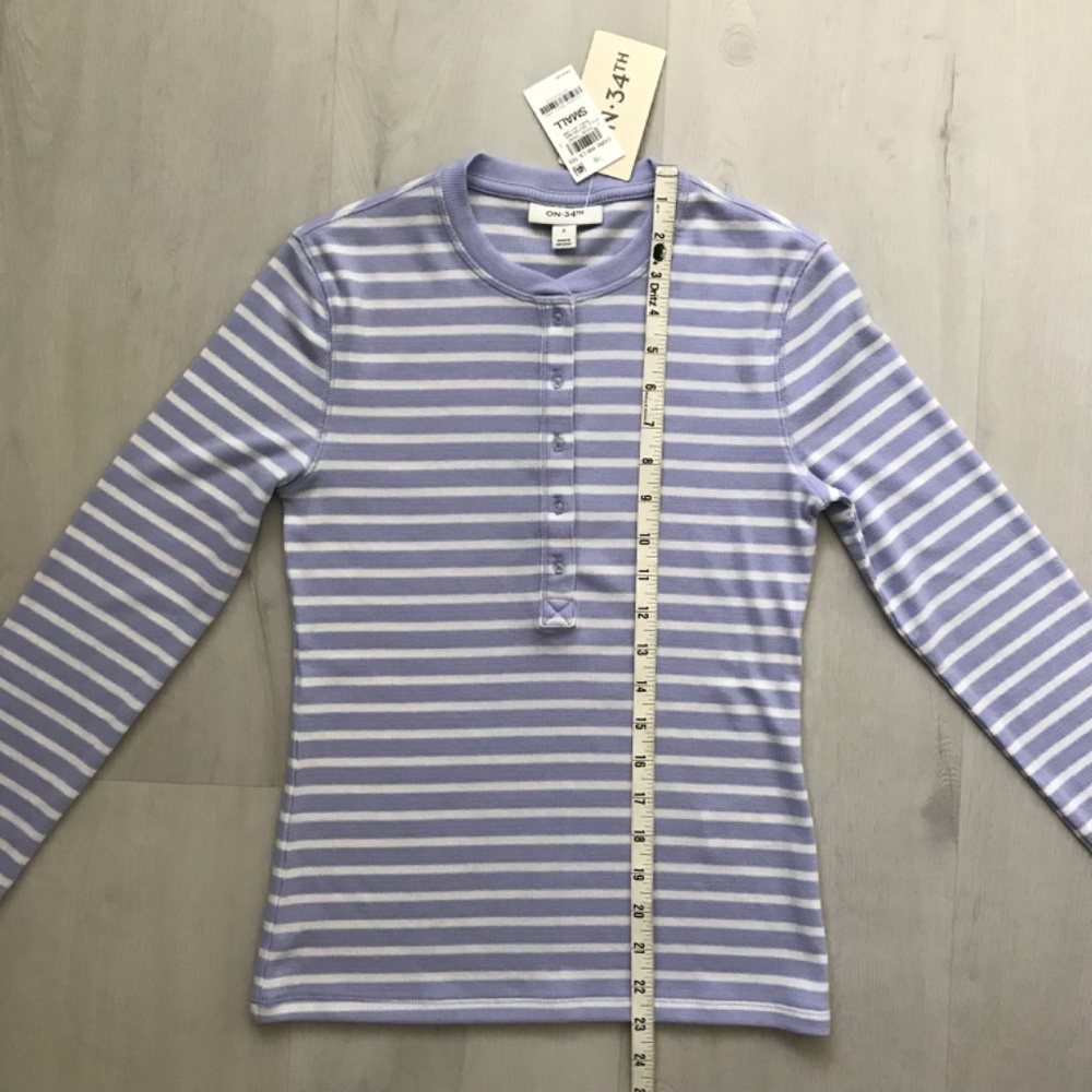 NEW Striped Long Sleeve T-Shirt Top Tee Size Small - Picture 2 of 6